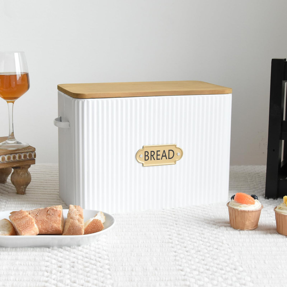 Extra Large White Vertical Stripes Bread Box with Wood Lid B83873