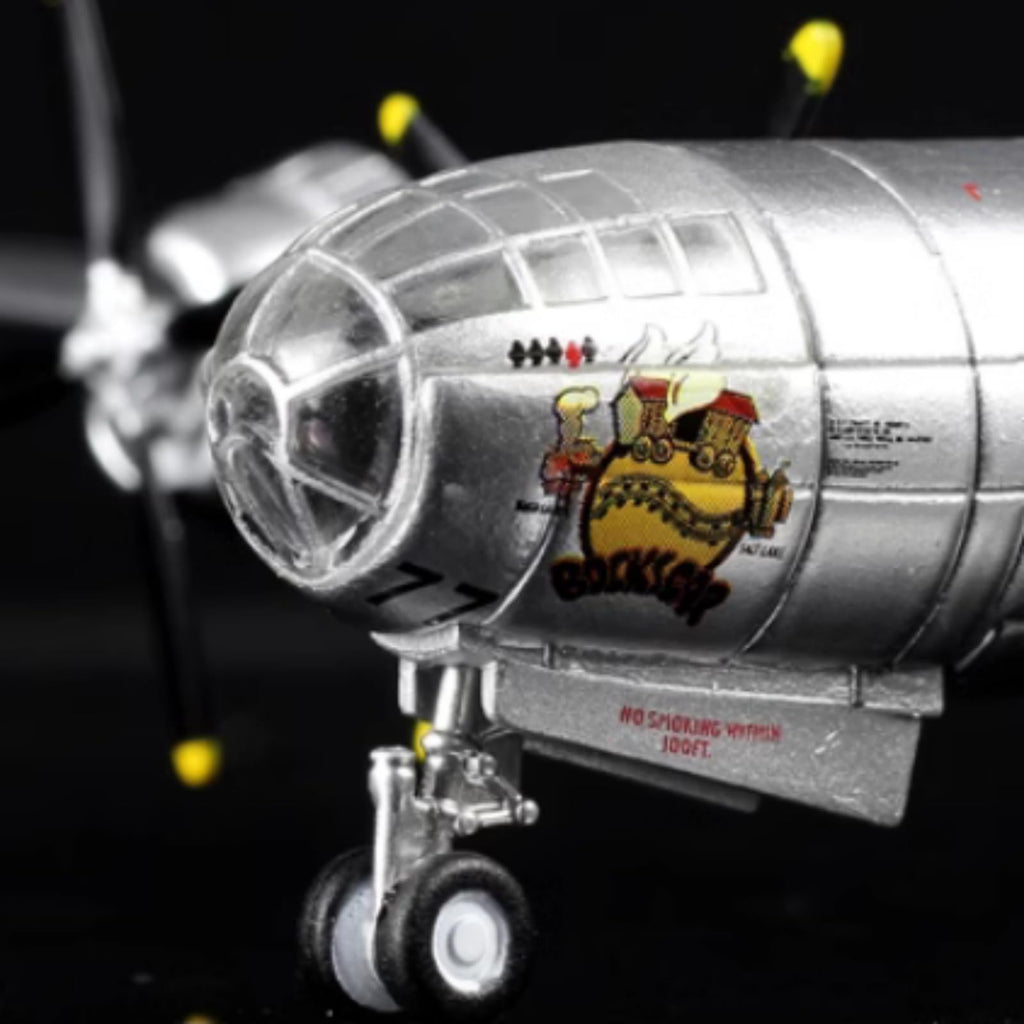 1/144 Scale WWII B-29 Superfortress Bomber Alloy Model Plane O9984