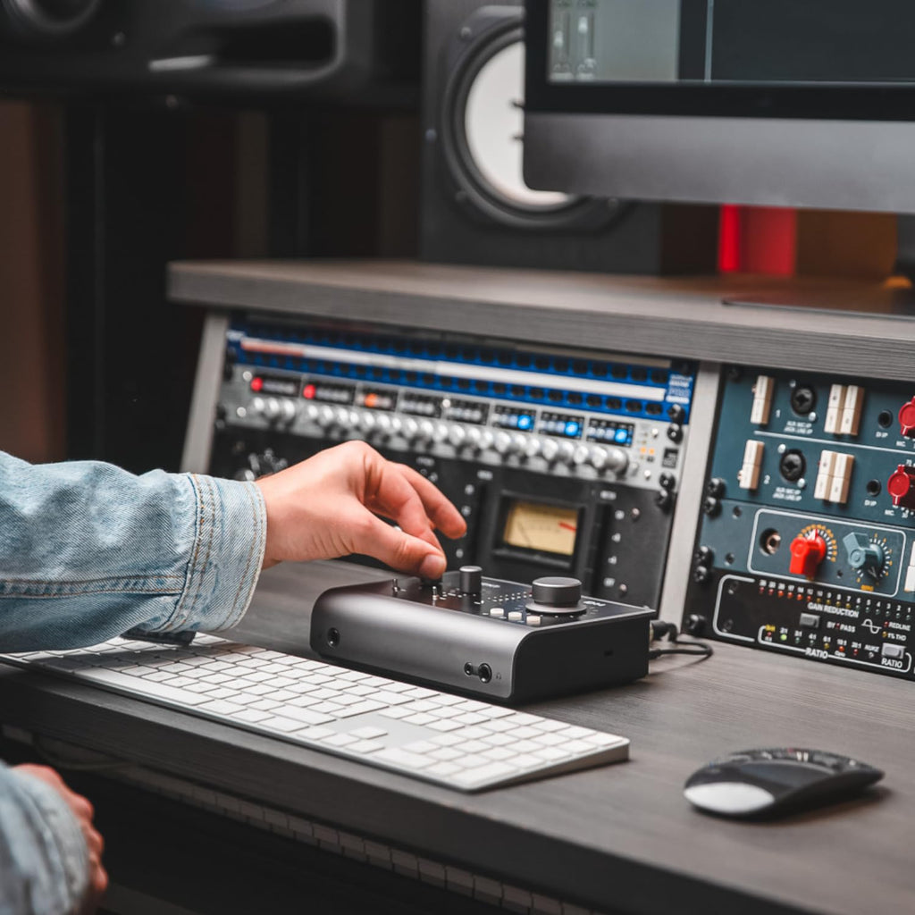 Black USB-C Audio Interface with 2 Microphone Preamps B443527