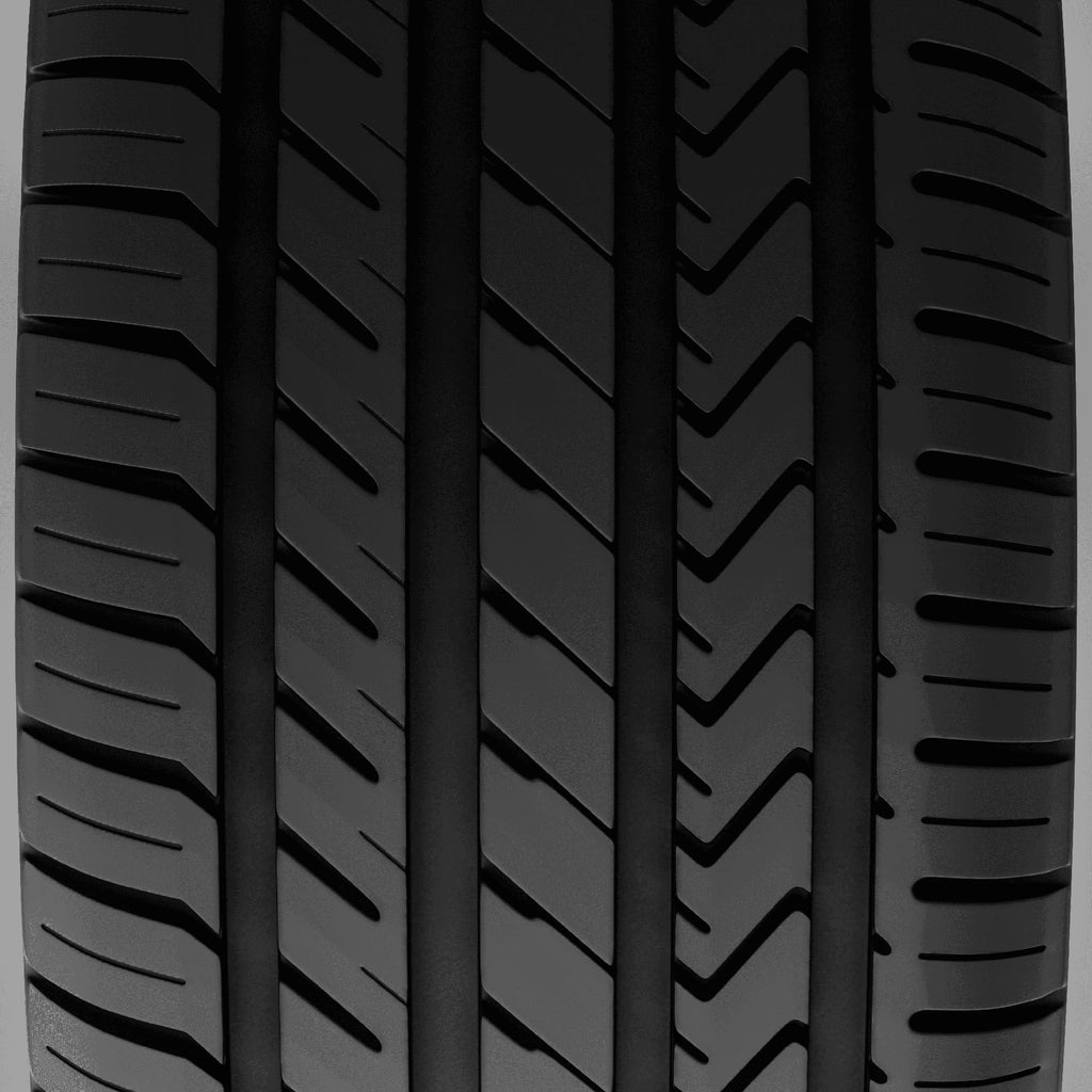 235/40R19 Tire I2751