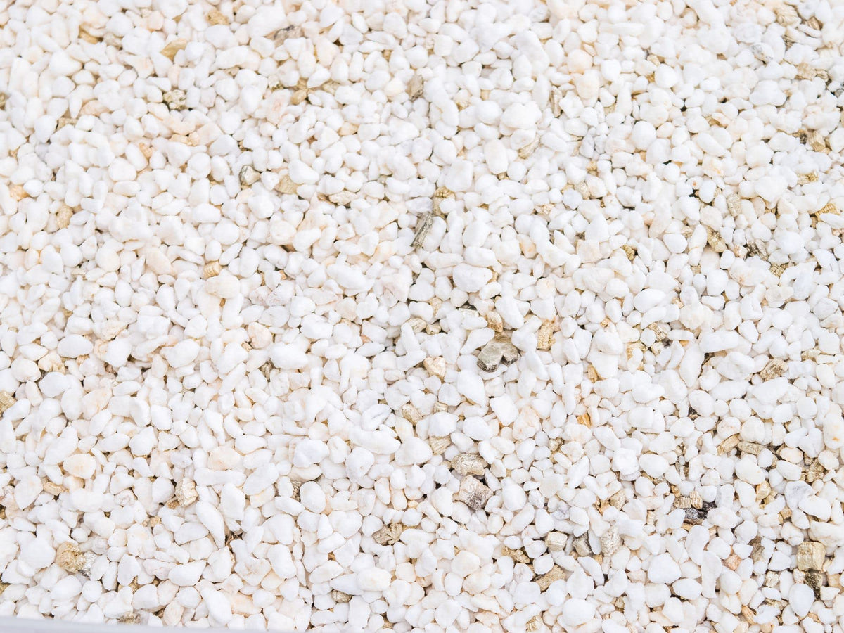 4 Cubic Foot Planting Soil Additive O448