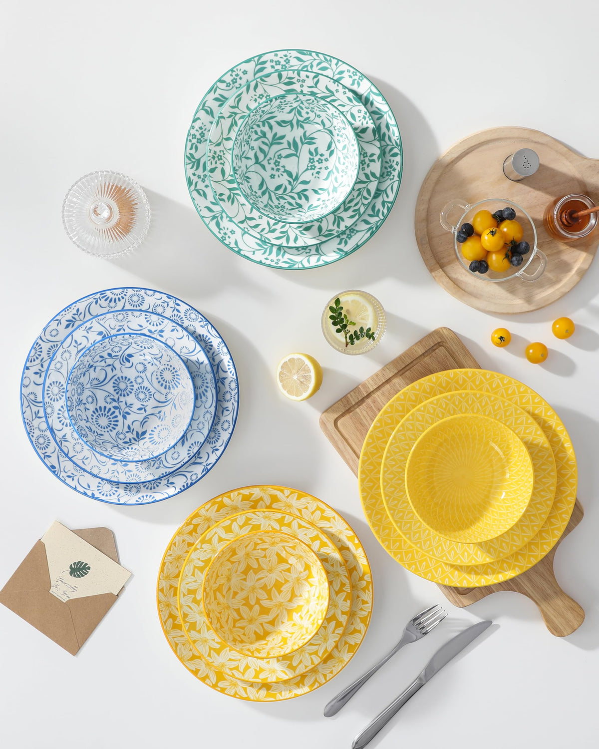 Plates and Bowls Set for 4, 12 Pieces Porcelain Dinnerware F9071